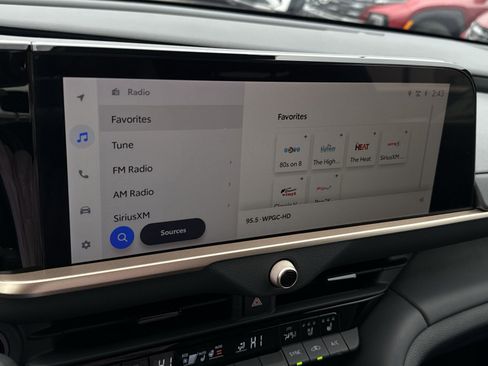 Used 2024 Toyota Crown Limited image 17