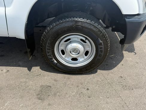 Used 2016 Ford F250 XL AWD/4WD image 17