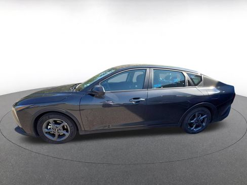 Used 2026 Kia K4 FWD image 3