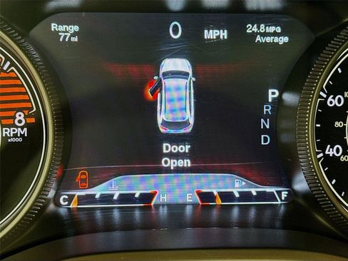 Used 2018 Jeep Cherokee Limited image 20