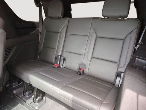 Used 2022 Chevrolet Tahoe High Country AWD/4WD image 26