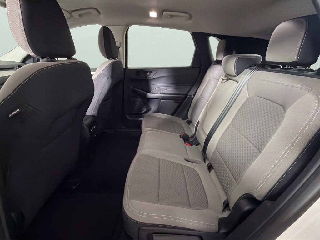Used 2022 Ford Escape SE w/ SE Sport Appearance Package FWD image 27