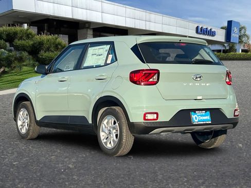 New 2026 Hyundai Venue SE image 6