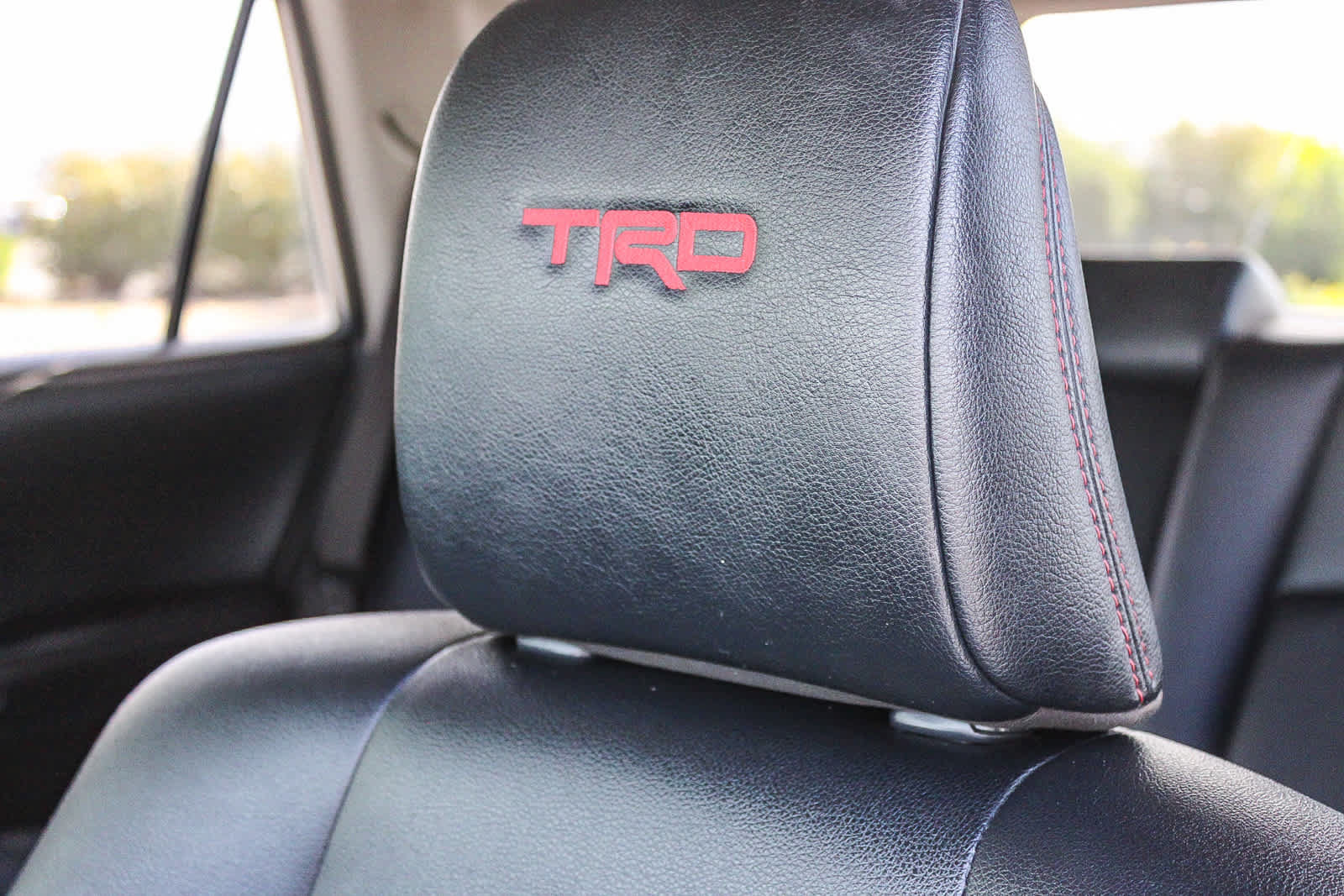 Used 2020 Toyota 4Runner TRD Off-Road Premium w/ Moonroof Package AWD/4WD image 24