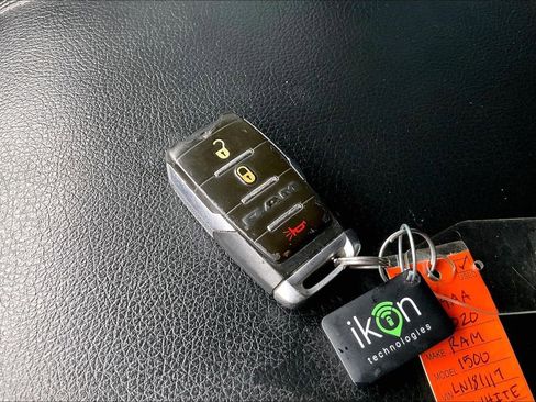 Used 2020 RAM 1500 Big Horn image 10