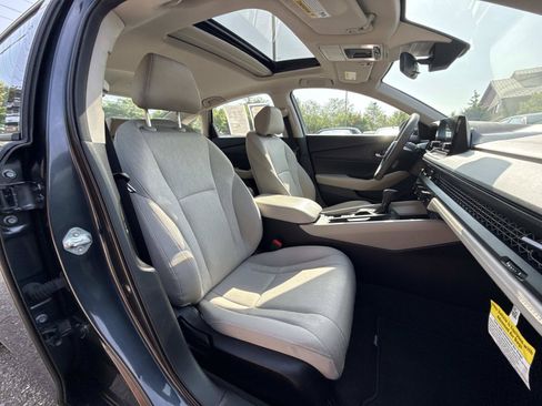 Used 2023 Honda Accord EX image 13