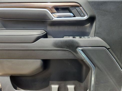 Used 2023 Chevrolet Silverado 1500 LT AWD/4WD image 22