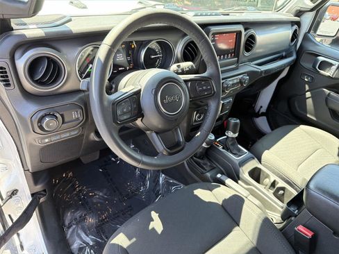 Used 2023 Jeep Wrangler Unlimited w/ Convenience Group AWD/4WD image 2