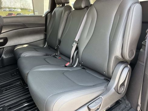 Used 2026 Kia Carnival SX Prestige image 19