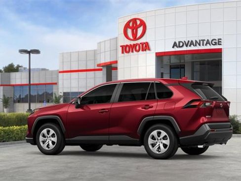 New 2025 Toyota RAV4 LE image 5