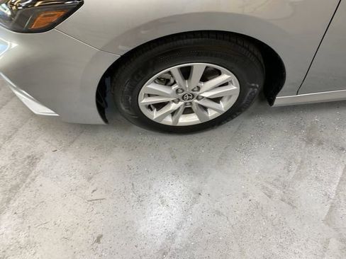Used 2025 Toyota Camry LE FWD image 11
