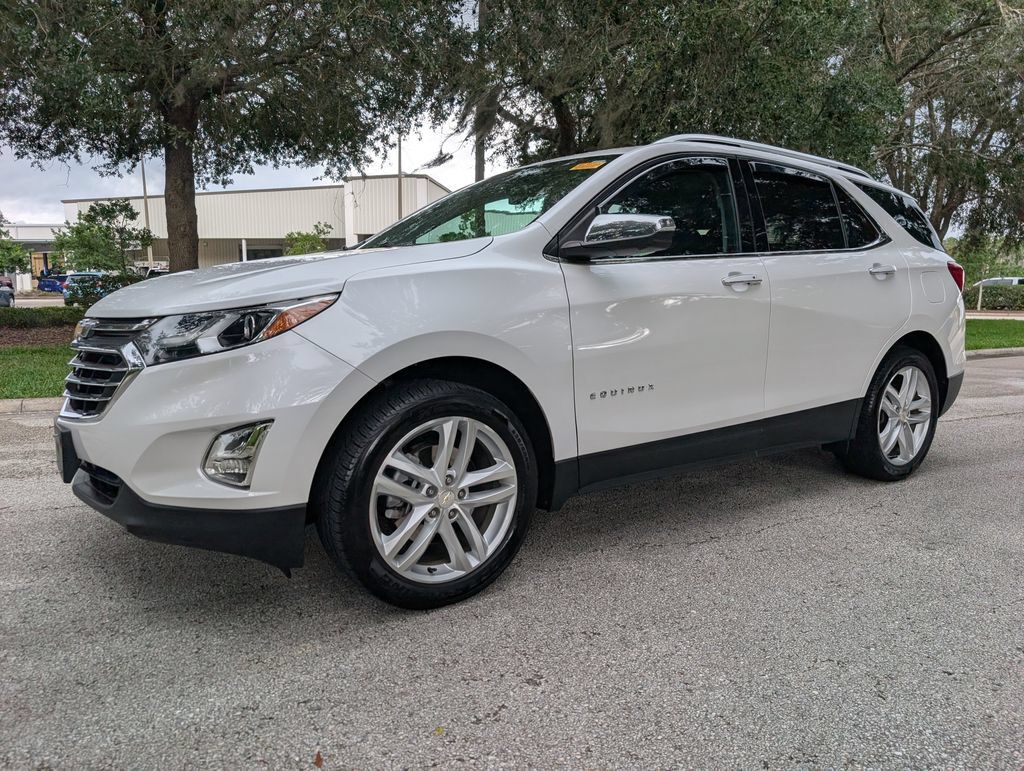 Used 2020 Chevrolet Equinox Premier FWD image 3