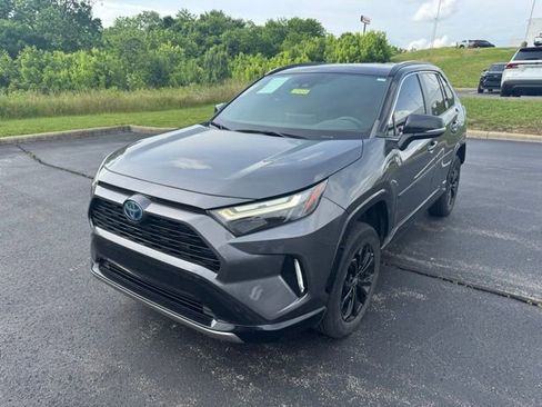 Used 2022 Toyota RAV4 XSE w/ XSE Grade Weather Package AWD/4WD image 7