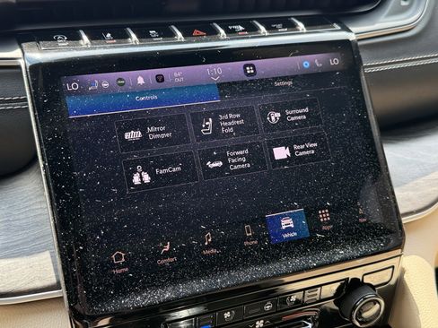 Used 2024 Jeep Grand Cherokee L Limited w/ Luxury Tech Group II image 20