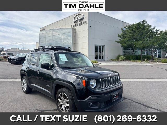Used 2017 Jeep Renegade Latitude FWD image 1