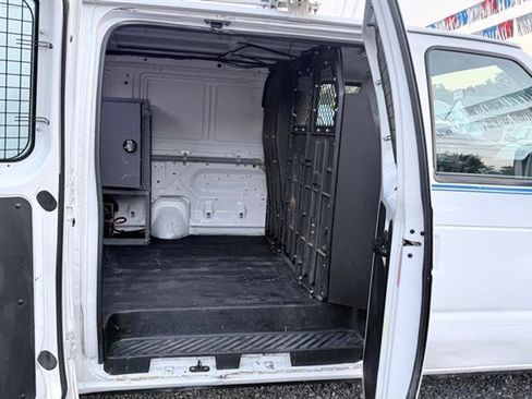 Used 2012 Ford E-250 and Econoline 250 w/ Commercial Cargo Van Pkg RWD image 16