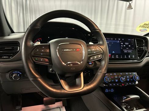 Used 2025 Dodge Durango GT AWD/4WD image 15