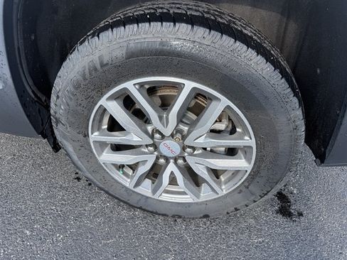 Used 2019 GMC Acadia SLE AWD/4WD image 36