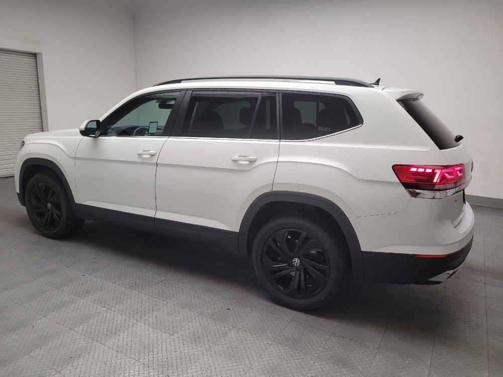 Used 2023 Volkswagen Atlas SE w/ Panoramic Sunroof Package AWD/4WD image 3