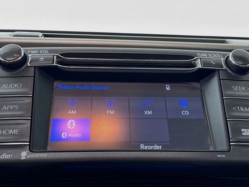 Used 2015 Toyota RAV4 XLE FWD image 17