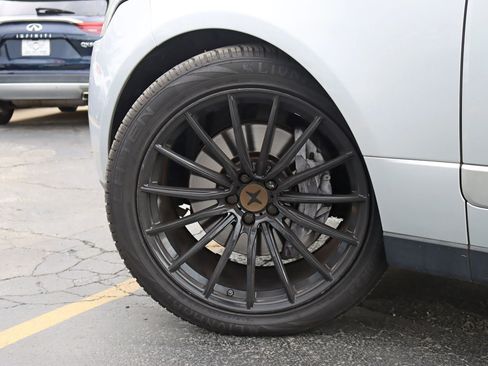 Used 2017 Land Rover Range Rover Supercharged image 14