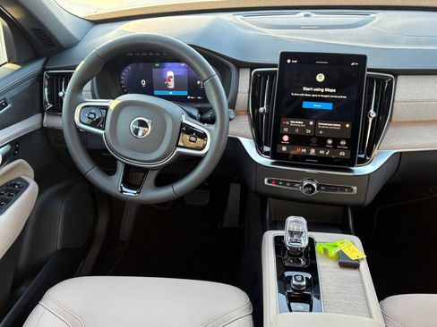 New 2026 Volvo XC90 B6 Plus AWD/4WD image 10