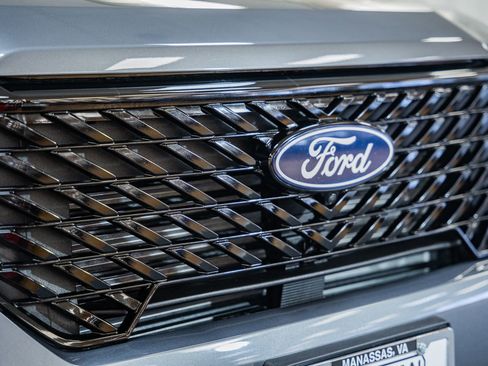 Certified 2026 Ford Maverick Lariat w/ Black Appearance Package image 14