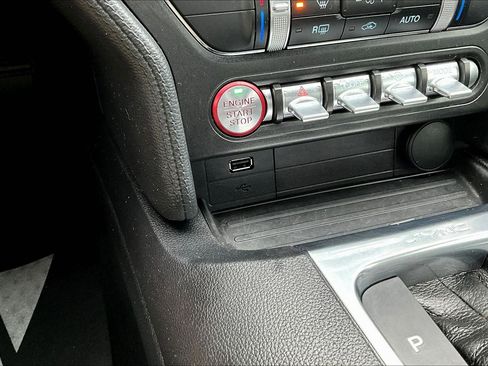 Used 2020 Ford Mustang Coupe w/ Equipment Group 101A RWD image 15