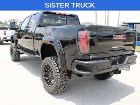 Used 2026 GMC Sierra 2500 AT4 w/ AT4 Premium Plus Package AWD/4WD image 9