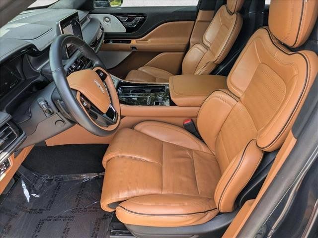 Used 2022 Lincoln Aviator Black Label w/ Dynamic Handling Package AWD/4WD image 17