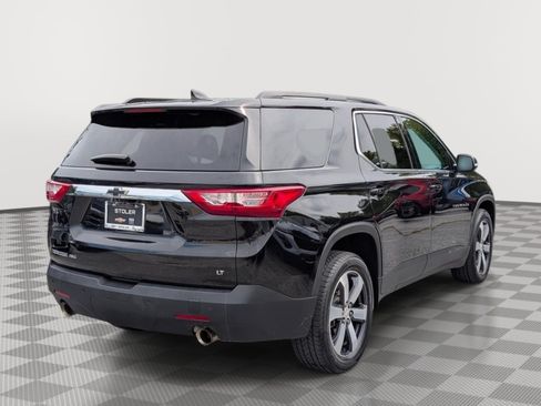 Used 2020 Chevrolet Traverse LT w/ LT Premium Package AWD/4WD image 5