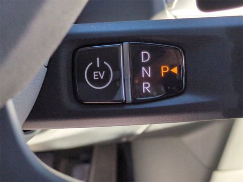 New 2026 Kia EV9 Wind image 16