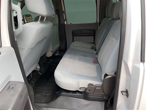 Used 2015 Ford F550 4x4 Crew Cab Super Duty image 12
