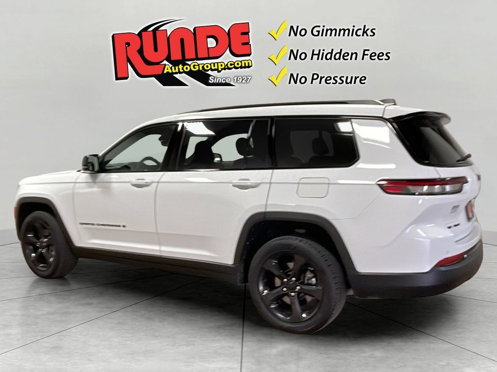 Used 2021 Jeep Grand Cherokee L Laredo AWD/4WD image 4