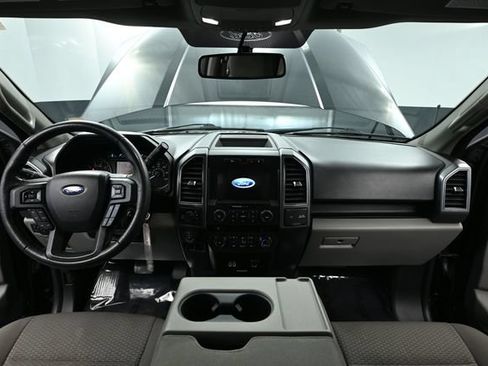 Used 2018 Ford F150 XLT w/ Equipment Group 302A Luxury AWD/4WD image 19