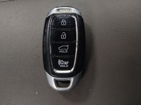 Used 2020 Hyundai Santa Fe Limited FWD image 32