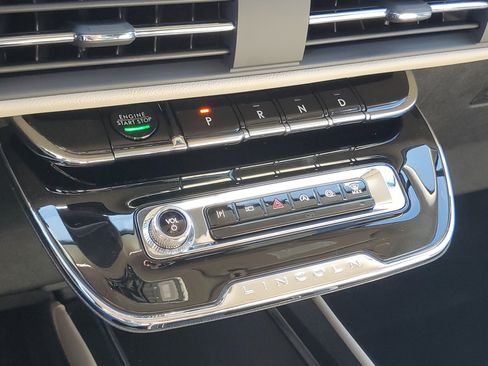 New 2026 Lincoln Corsair Premiere image 22