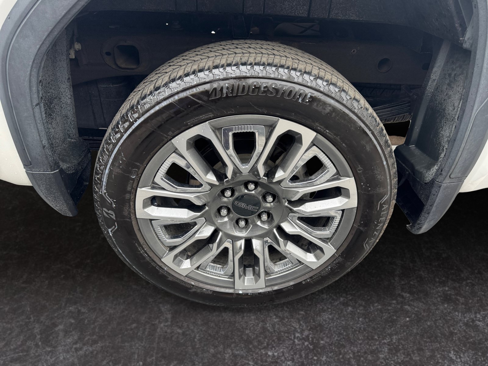Used 2024 GMC Sierra 1500 Denali Ultimate AWD/4WD image 14