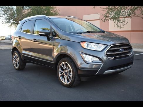 Used 2021 Ford EcoSport Titanium image 2