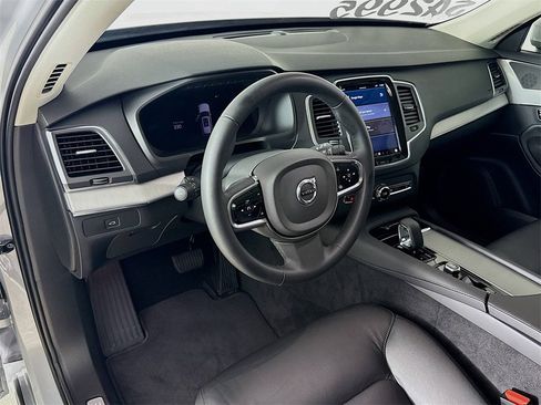 Certified 2024 Volvo XC90 B5 Core w/ Protection Package Premier image 9