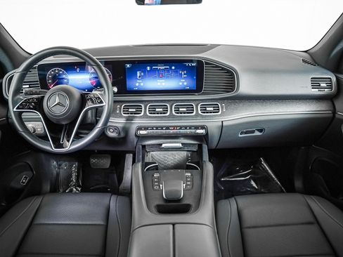 Used 2025 Mercedes-Benz GLE 350 4MATIC image 9
