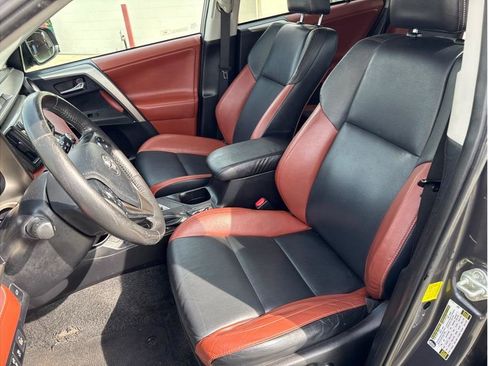 Used 2013 Toyota RAV4 Limited image 12