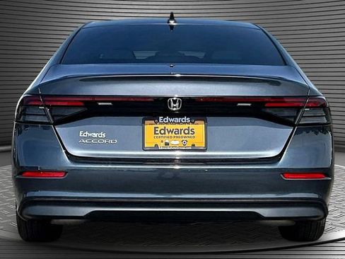 Used 2023 Honda Accord EX image 5