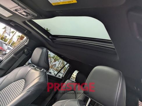 Used 2022 Toyota Highlander XSE image 25