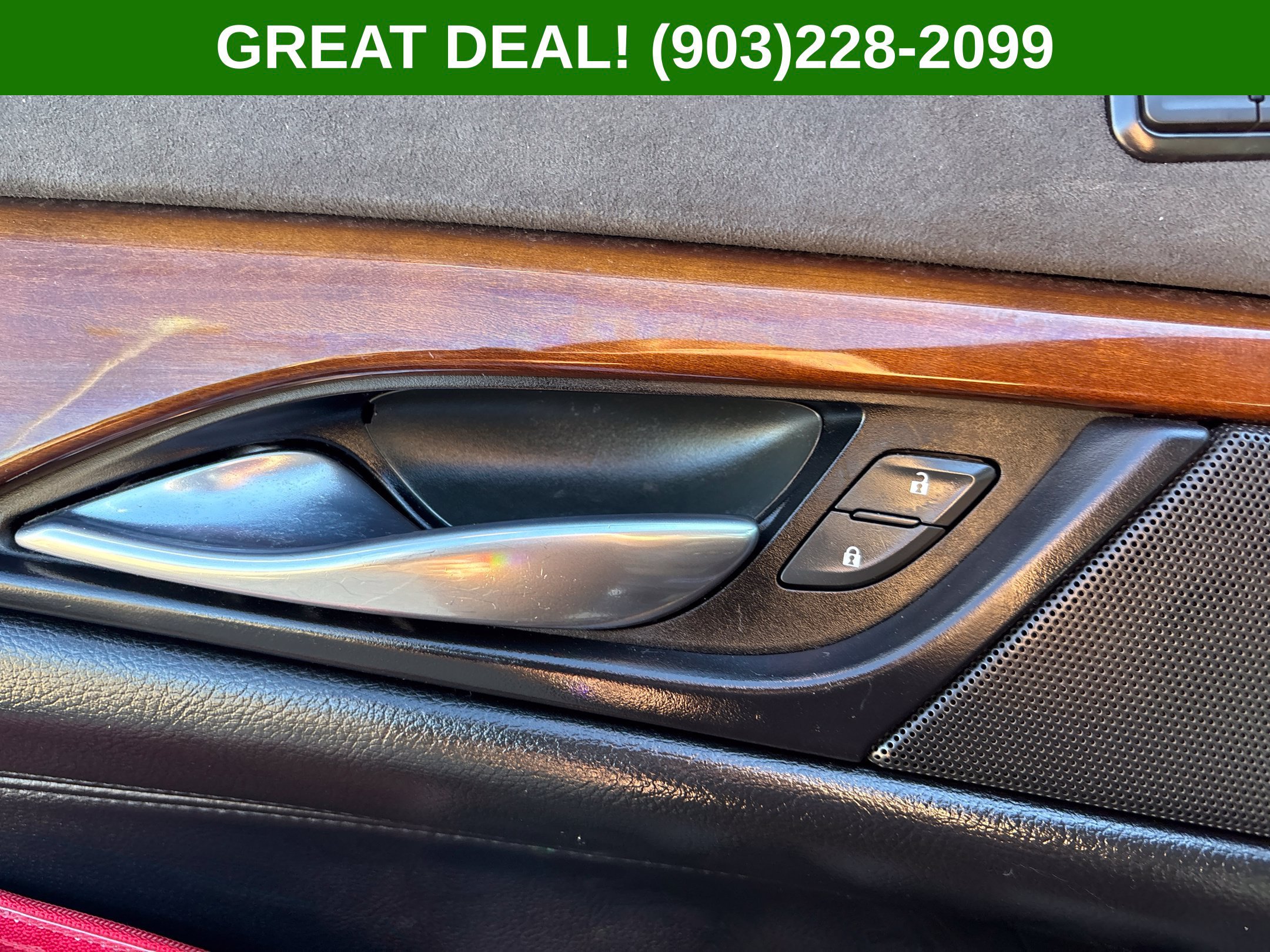 Used 2018 Cadillac Escalade Luxury AWD/4WD image 21