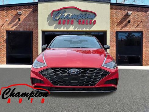 Used 2021 Hyundai Sonata SEL Plus w/ Tech Package FWD image 10