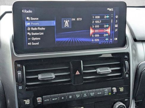 Used 2023 Lexus GX 460 Premium image 13