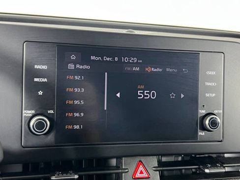 Used 2024 Kia Sportage LX image 18