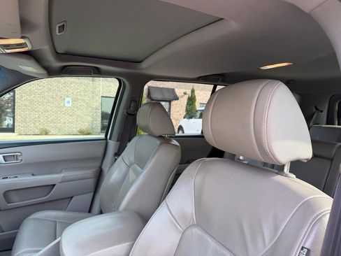 Used 2014 Honda Pilot EX-L image 11