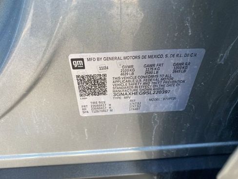 Used 2025 Chevrolet Equinox LT image 32